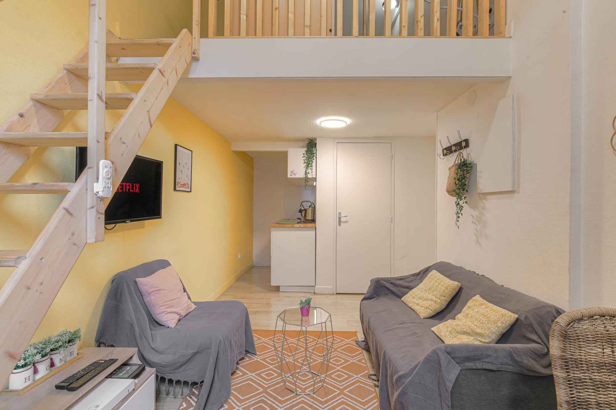 Duplex, Boheme Et Fonctionnel Proche Gratte-Ciel Apartment Villeurbanne Luaran gambar